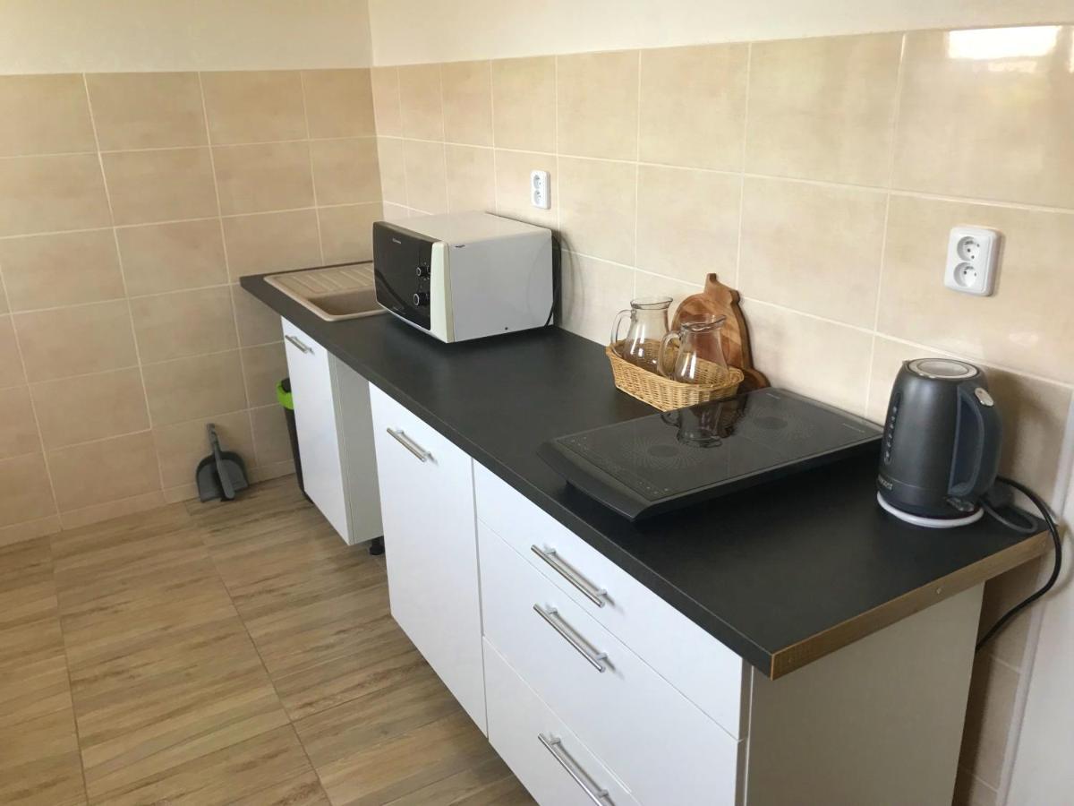 Strasice  Pension Berten Strasice מראה חיצוני תמונה